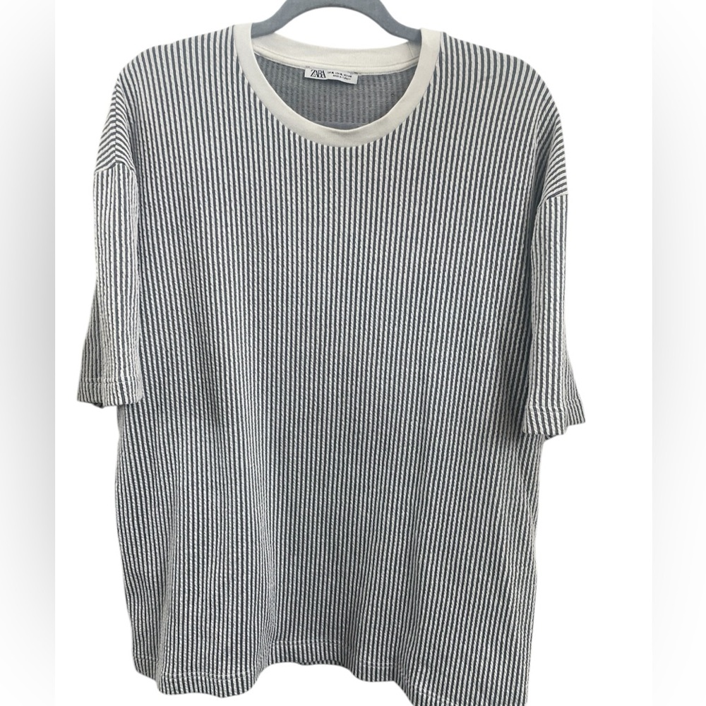 Zara Gray/White Seersucker T-Shirt (XL)